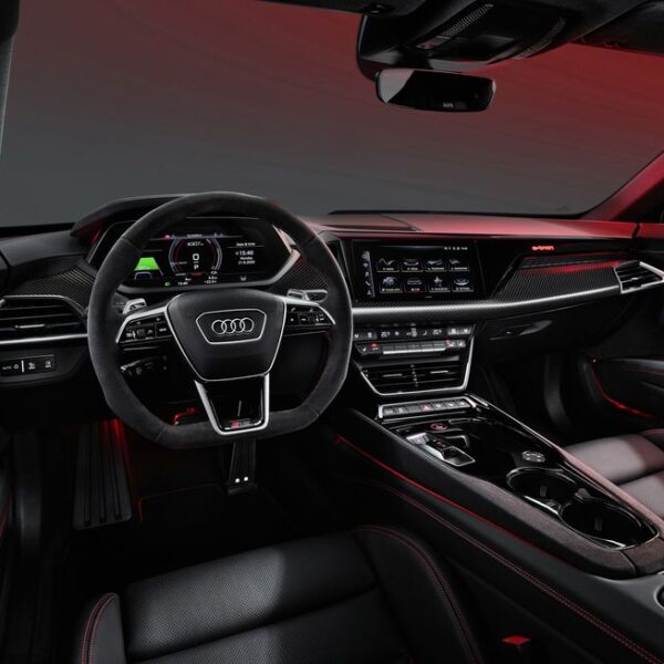 Preț Audi e-tron GT quattro