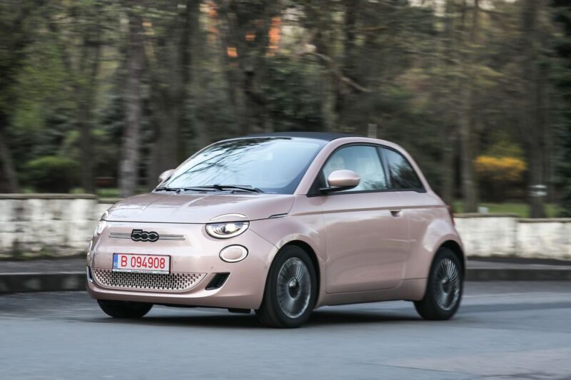 Preț Fiat 500 e
