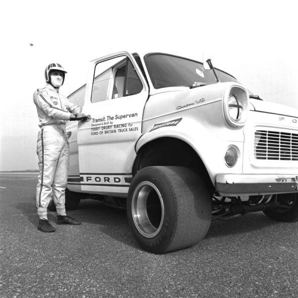Ford Pro Electric SuperVan