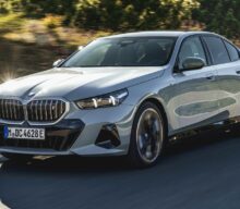 [VIDEO] Prețurile versiunilor electrice BMW i5 în România