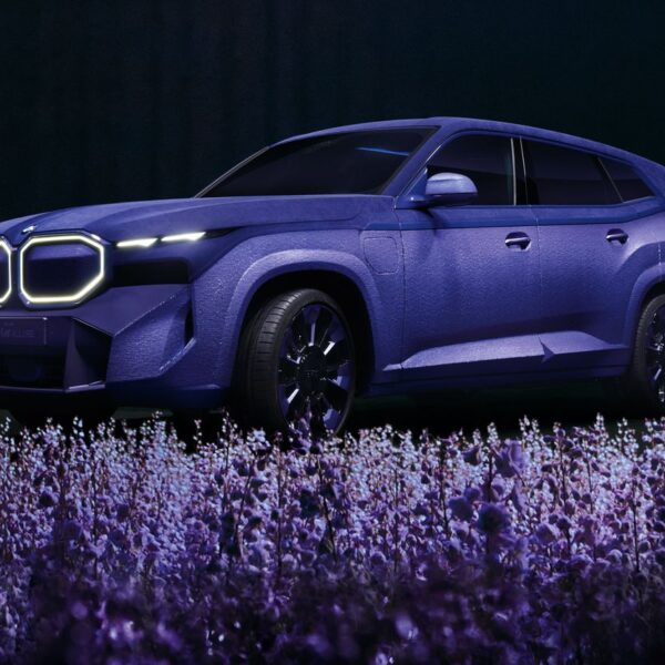 BMW XM Mystique Allure