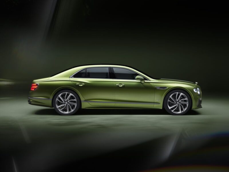 Noul Bentley Flying Spur